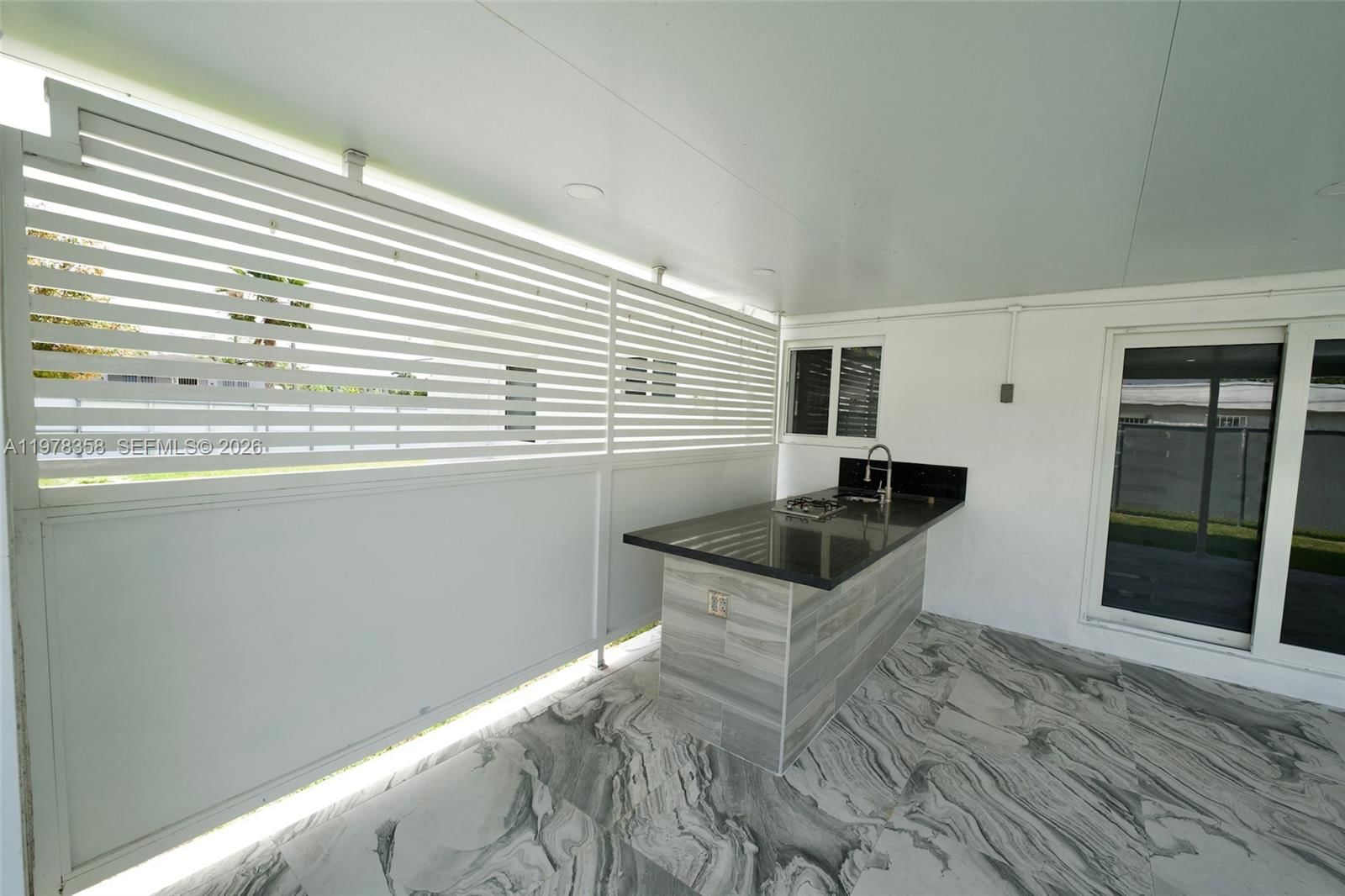 Real estate property located at 10381 32nd St, Miami-dade, Lee Manor 5th Addn, Miami, FL