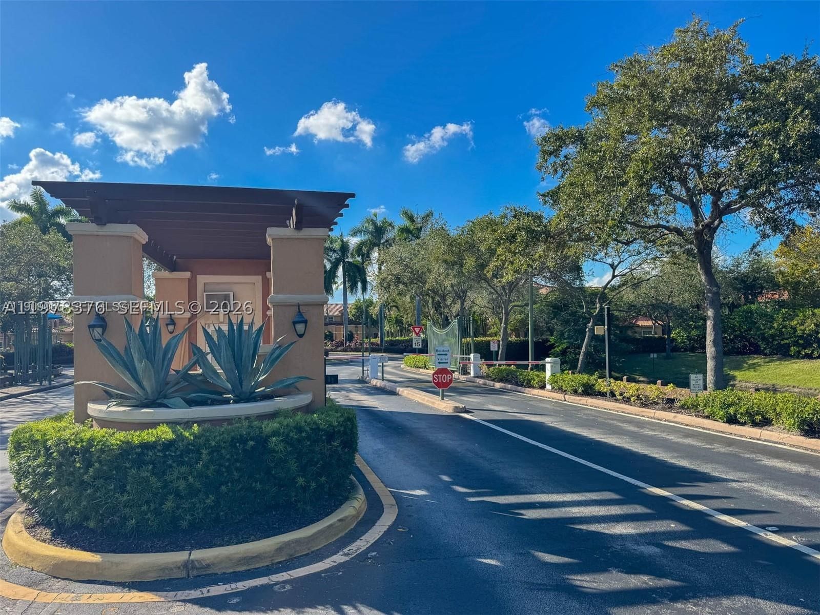 Real estate property located at 4942 Windward Way #1306, Broward, Villas At Harbor Isles Co, Dania Beach, FL