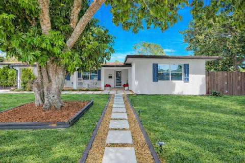 Real estate property located at 9305 178th Ter, Miami-dade, Orchard Estates, Palmetto Bay, FL