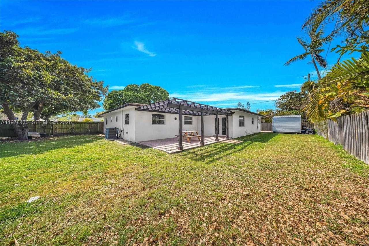 Real estate property located at 9305 178th Ter, Miami-dade, Orchard Estates, Palmetto Bay, FL