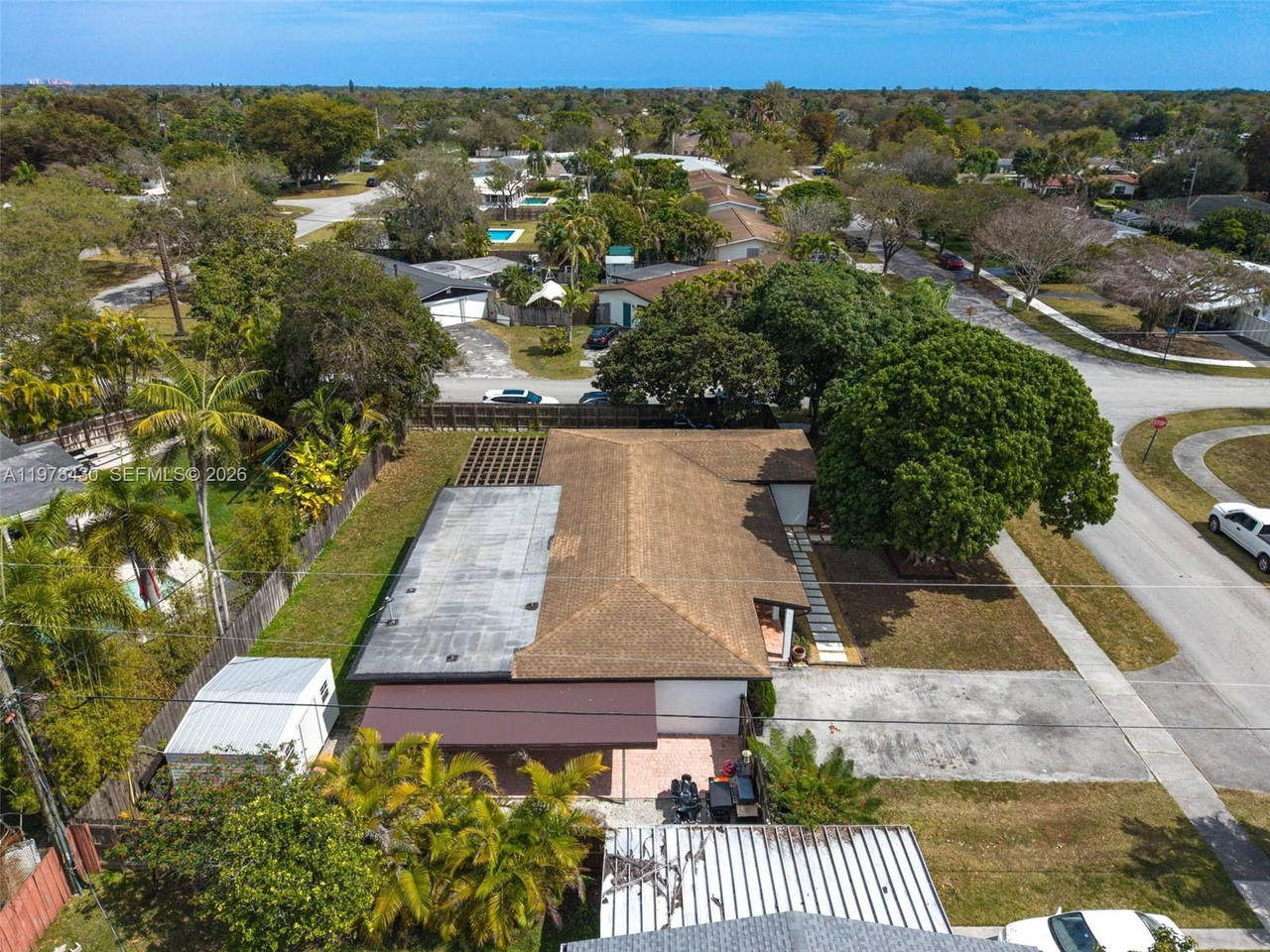 Real estate property located at 9305 178th Ter, Miami-dade, Orchard Estates, Palmetto Bay, FL