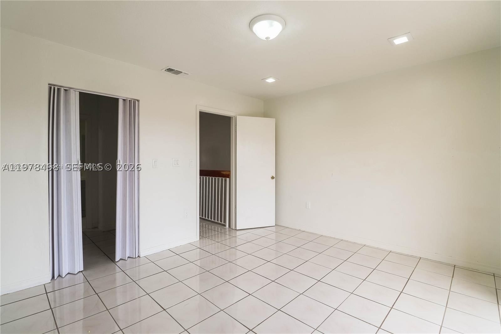 Real estate property located at 1279 51st Pl B-13, Miami-dade, Carmel Townhomes Condo, Hialeah, FL