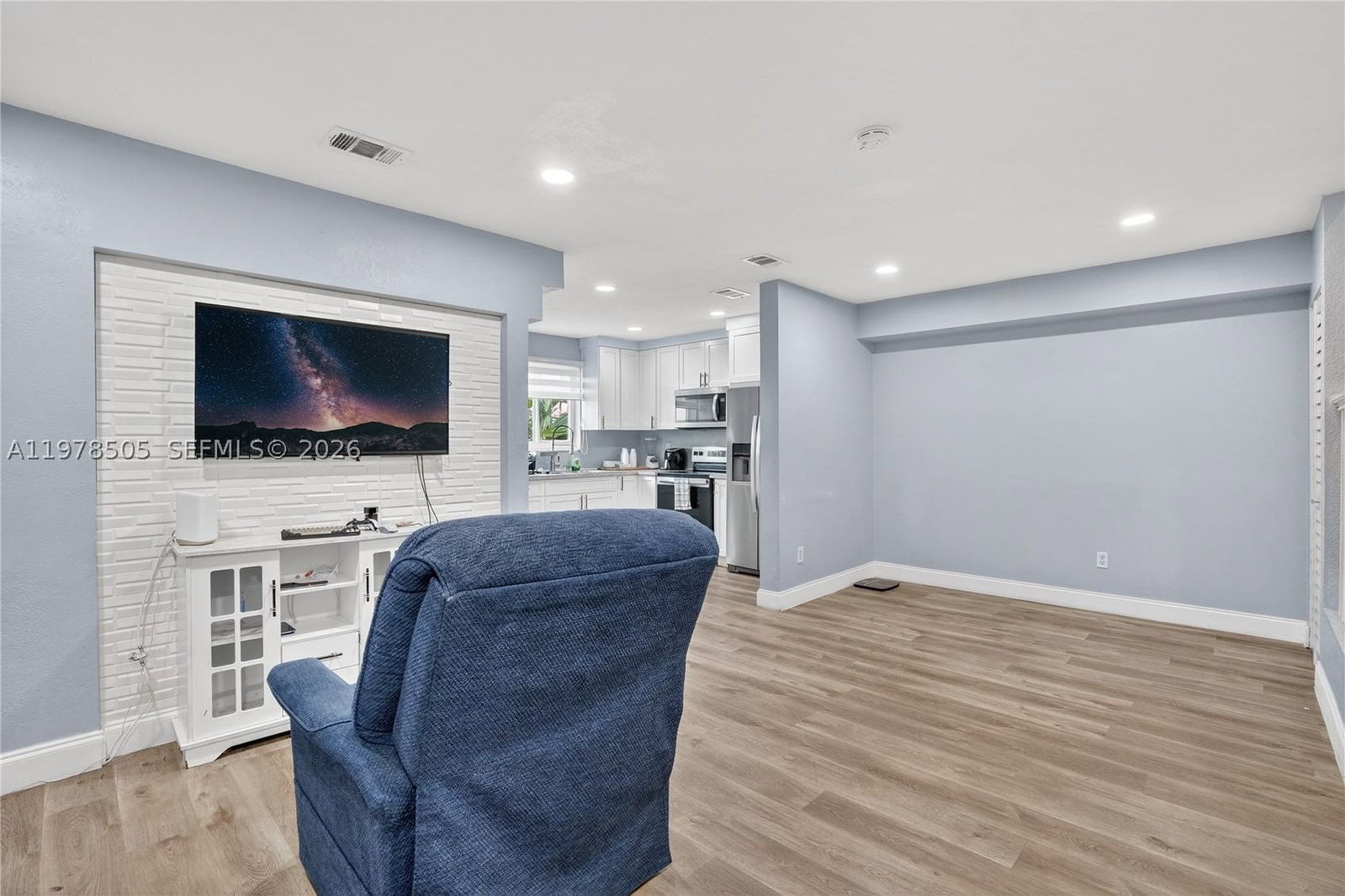 Real estate property located at 20934 84th Ave, Miami-dade, Saga Bay Townhomes, Cutler Bay, FL