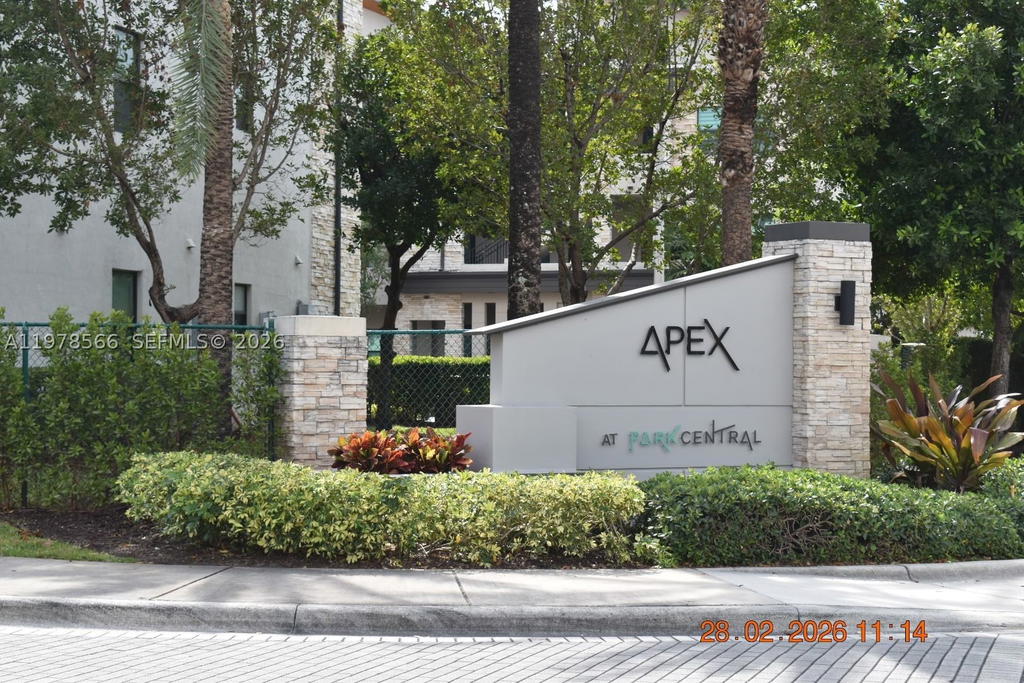 Real estate property located at 7855 104th Ave #24, Miami-dade, Apex At Park Central Cond, Doral, FL