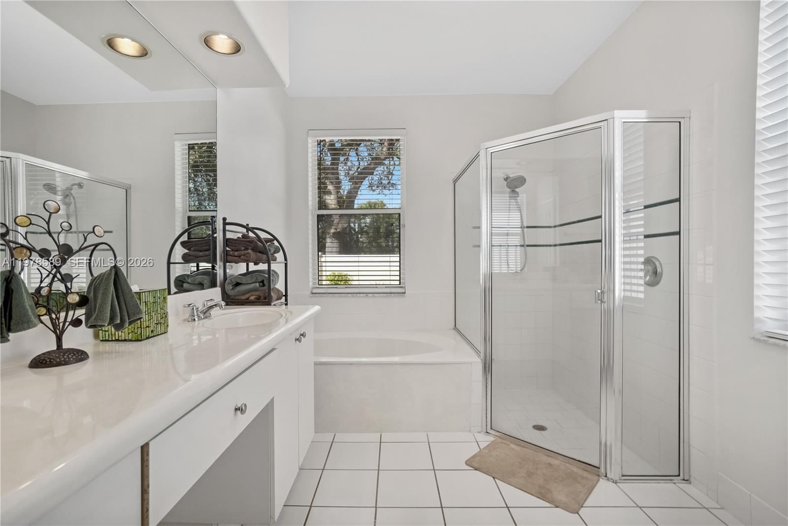 Real estate property located at 5297 34th Way, Broward, Banyan Oakridge Plat, Hollywood, FL