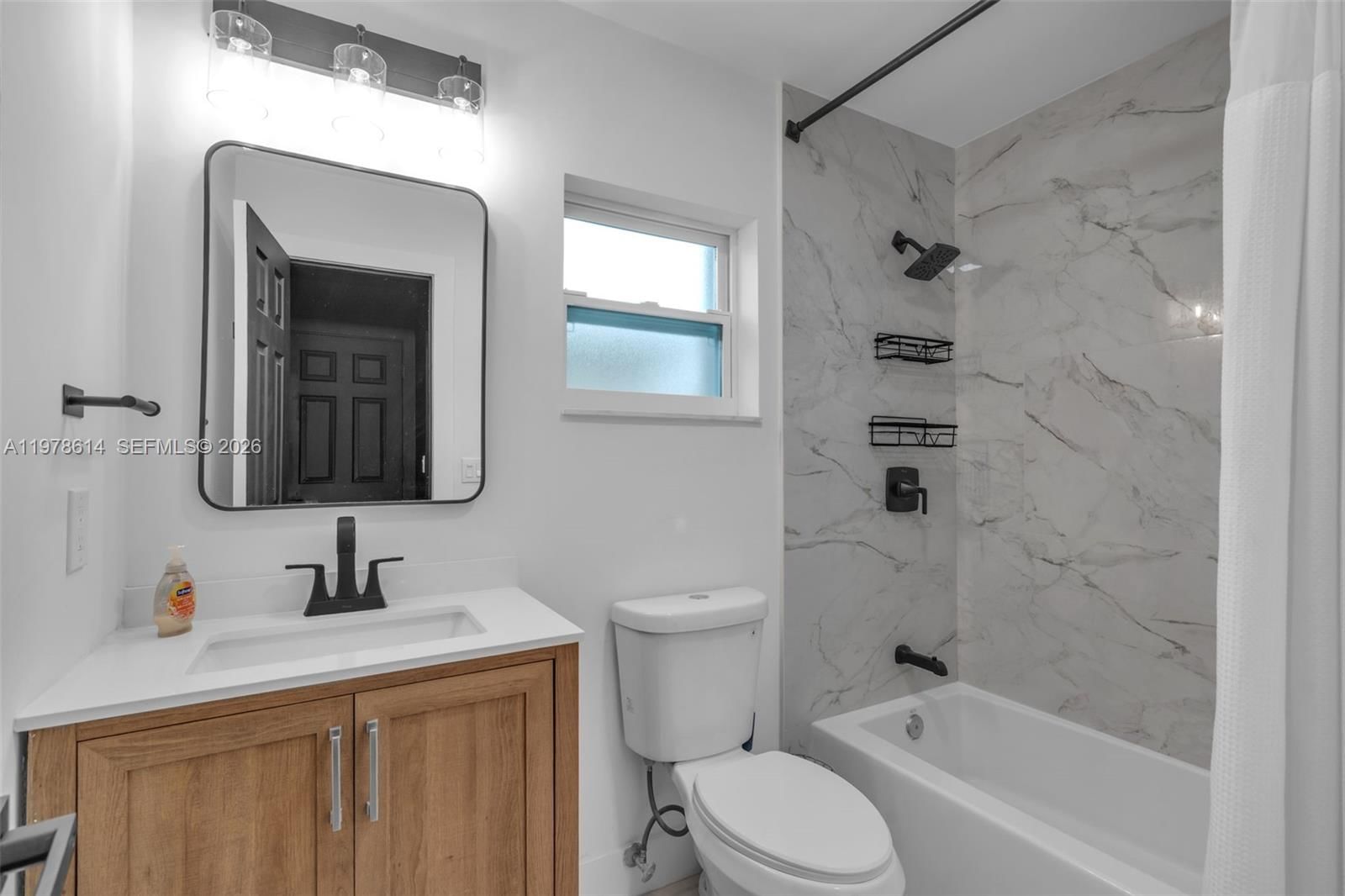 Real estate property located at 1180 49th Ct, Broward, Crystal Lake 4th Sec, Deerfield Beach, FL