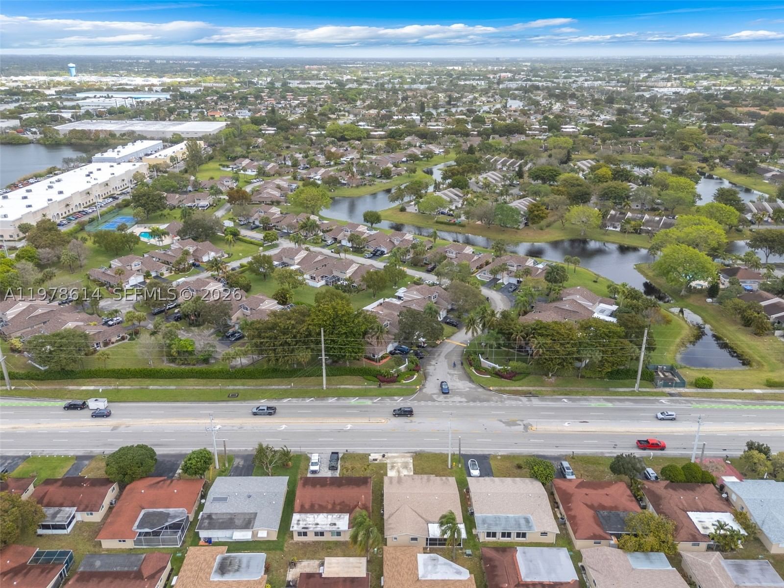 Real estate property located at 1180 49th Ct, Broward, Crystal Lake 4th Sec, Deerfield Beach, FL