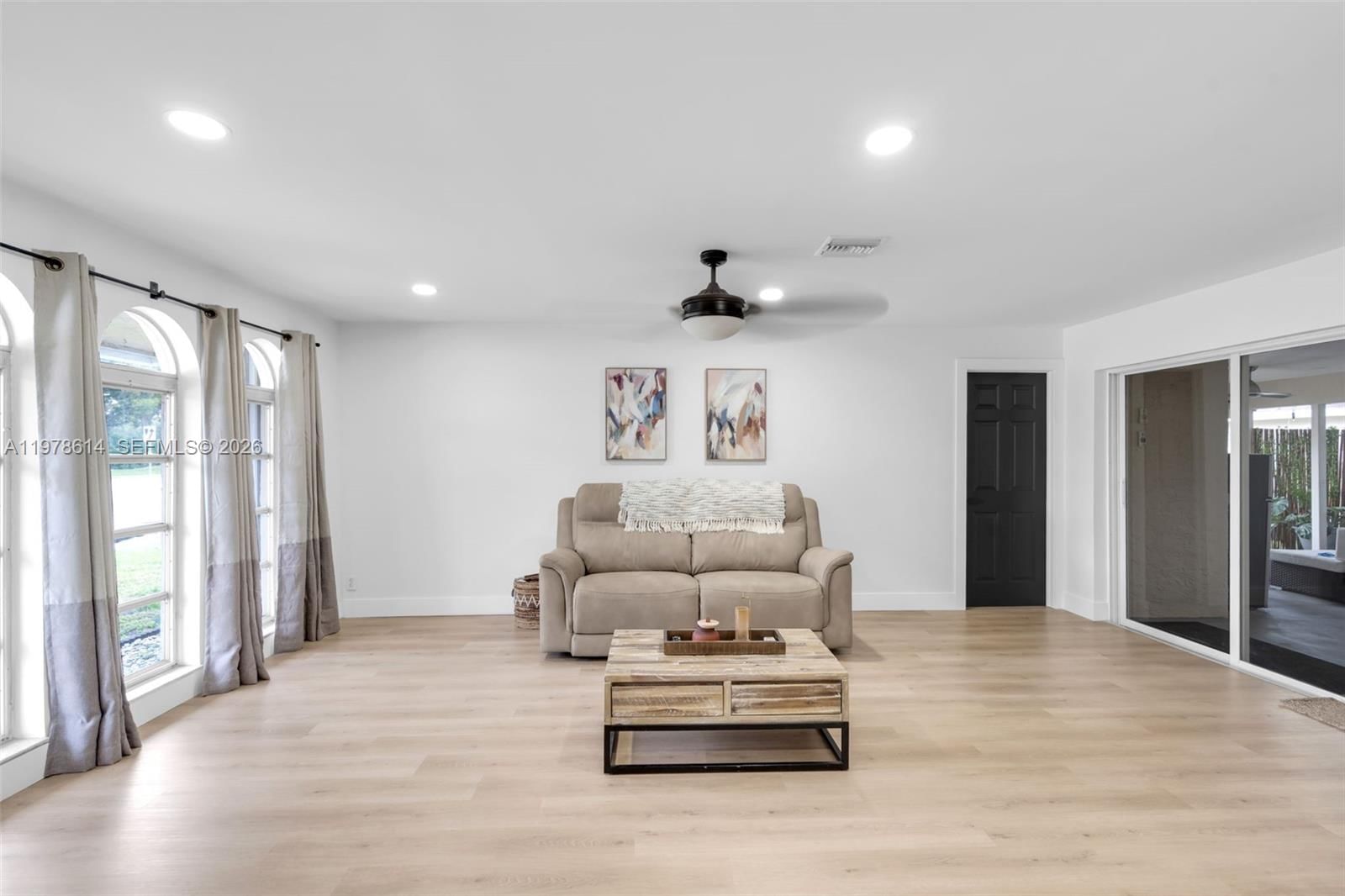 Real estate property located at 1180 49th Ct, Broward, Crystal Lake 4th Sec, Deerfield Beach, FL