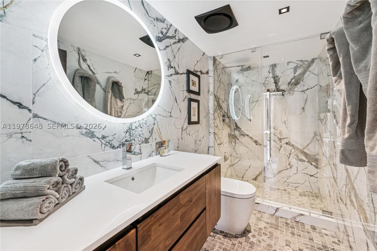 Real estate property located at 19667 Turnberry Way #8K, Miami-dade, Turnberry Isle South, Aventura, FL