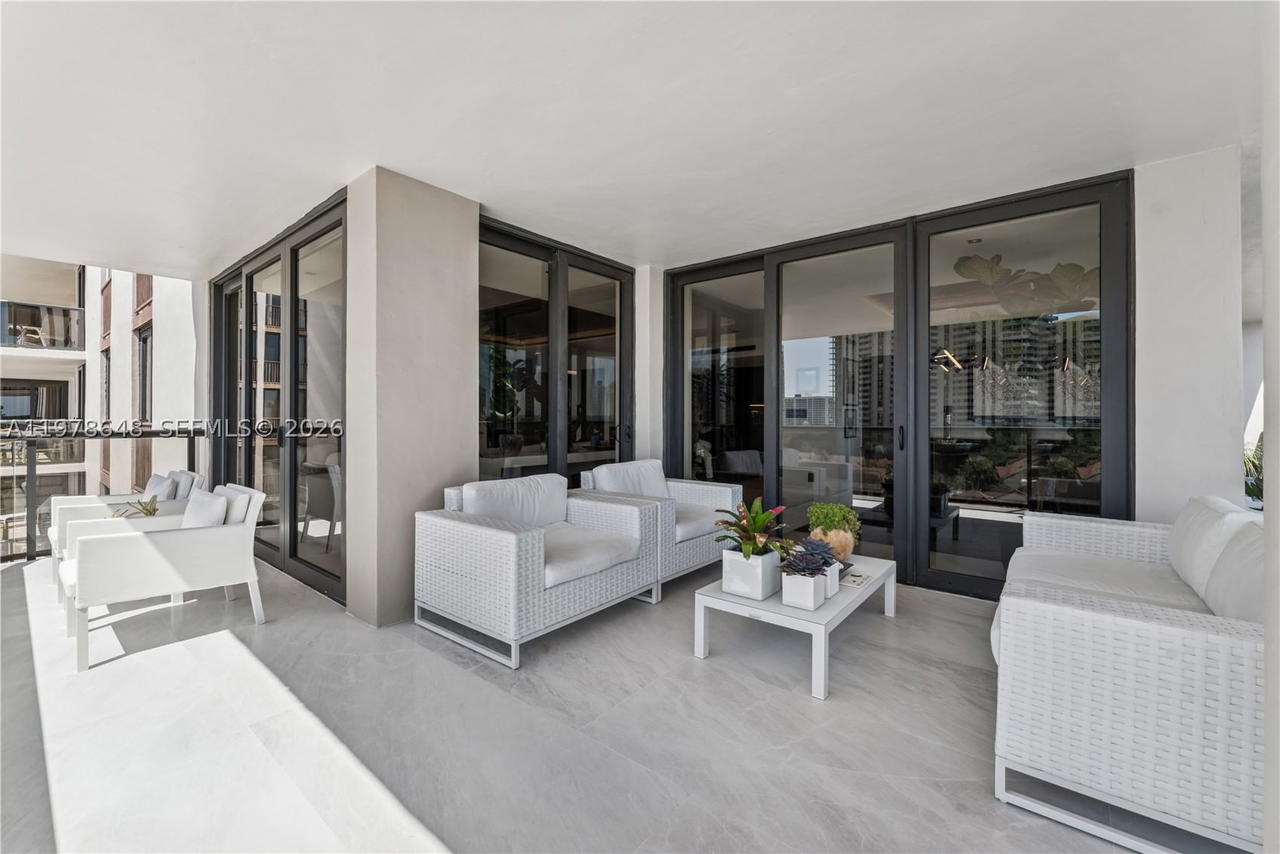 Real estate property located at 19667 Turnberry Way #8K, Miami-dade, Turnberry Isle South, Aventura, FL