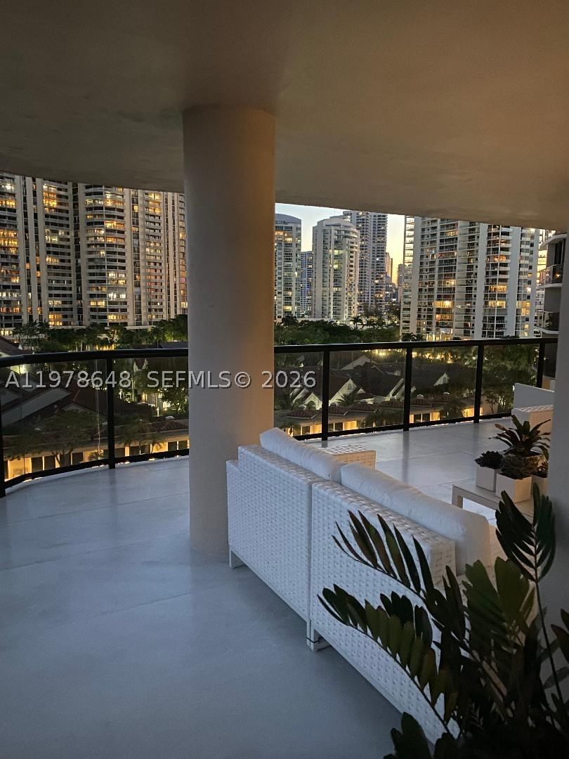 Real estate property located at 19667 Turnberry Way #8K, Miami-dade, Turnberry Isle South, Aventura, FL
