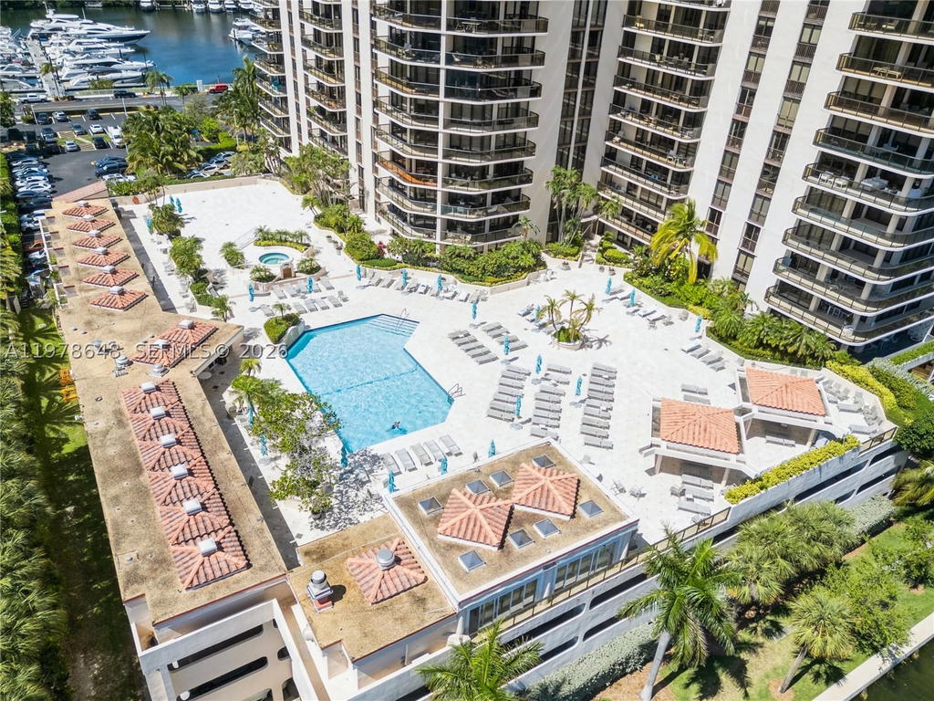 Real estate property located at 19667 Turnberry Way #8K, Miami-dade, Turnberry Isle South, Aventura, FL