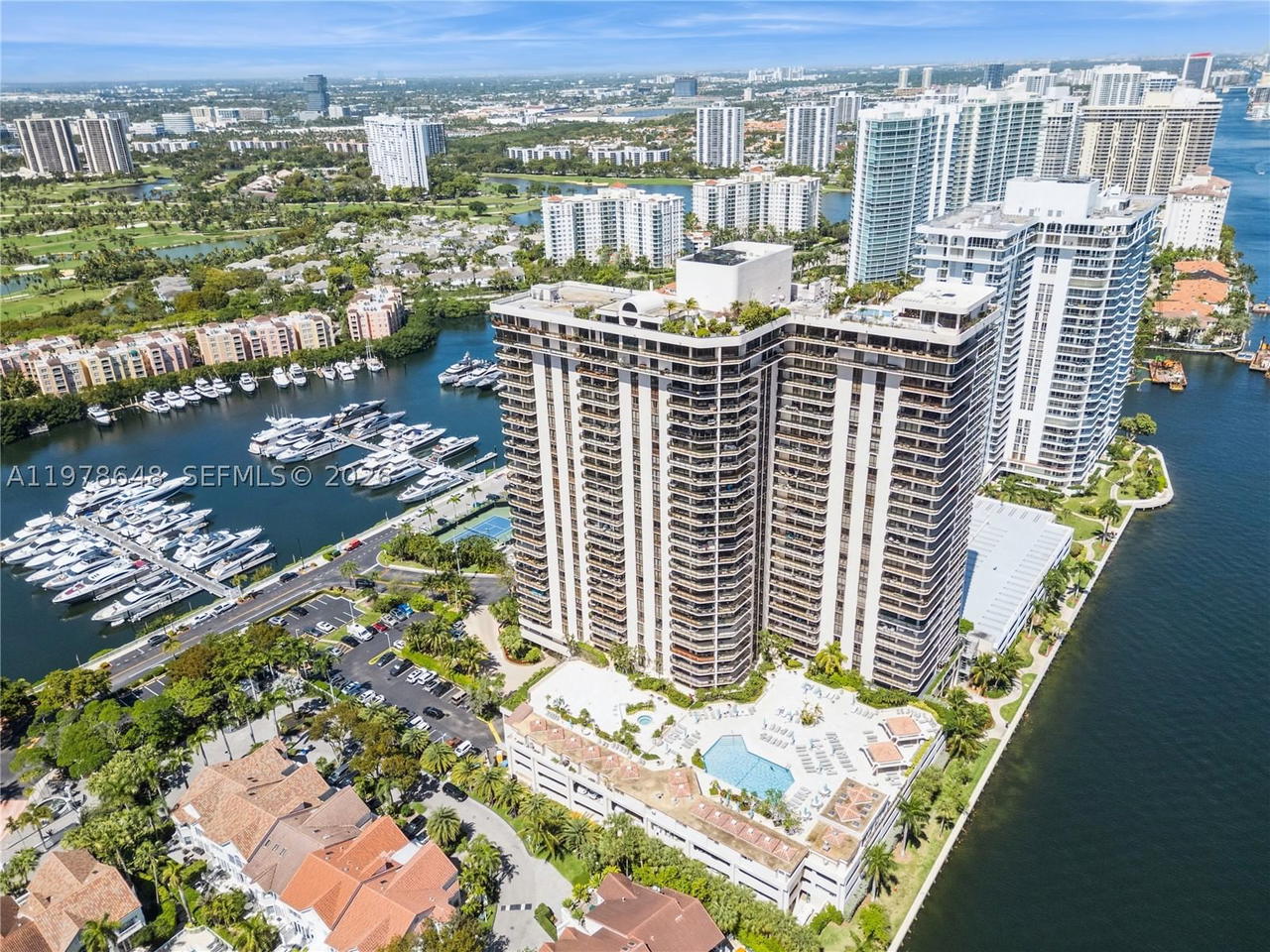Real estate property located at 19667 Turnberry Way #8K, Miami-dade, Turnberry Isle South, Aventura, FL