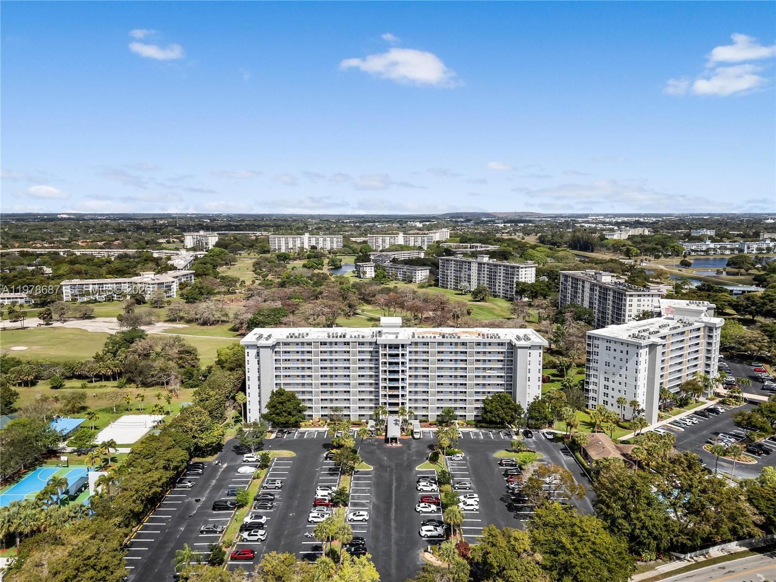 Real estate property located at 4015 Palm Aire Dr #307, Broward, No 104 Palm-aire Country C, Pompano Beach, FL