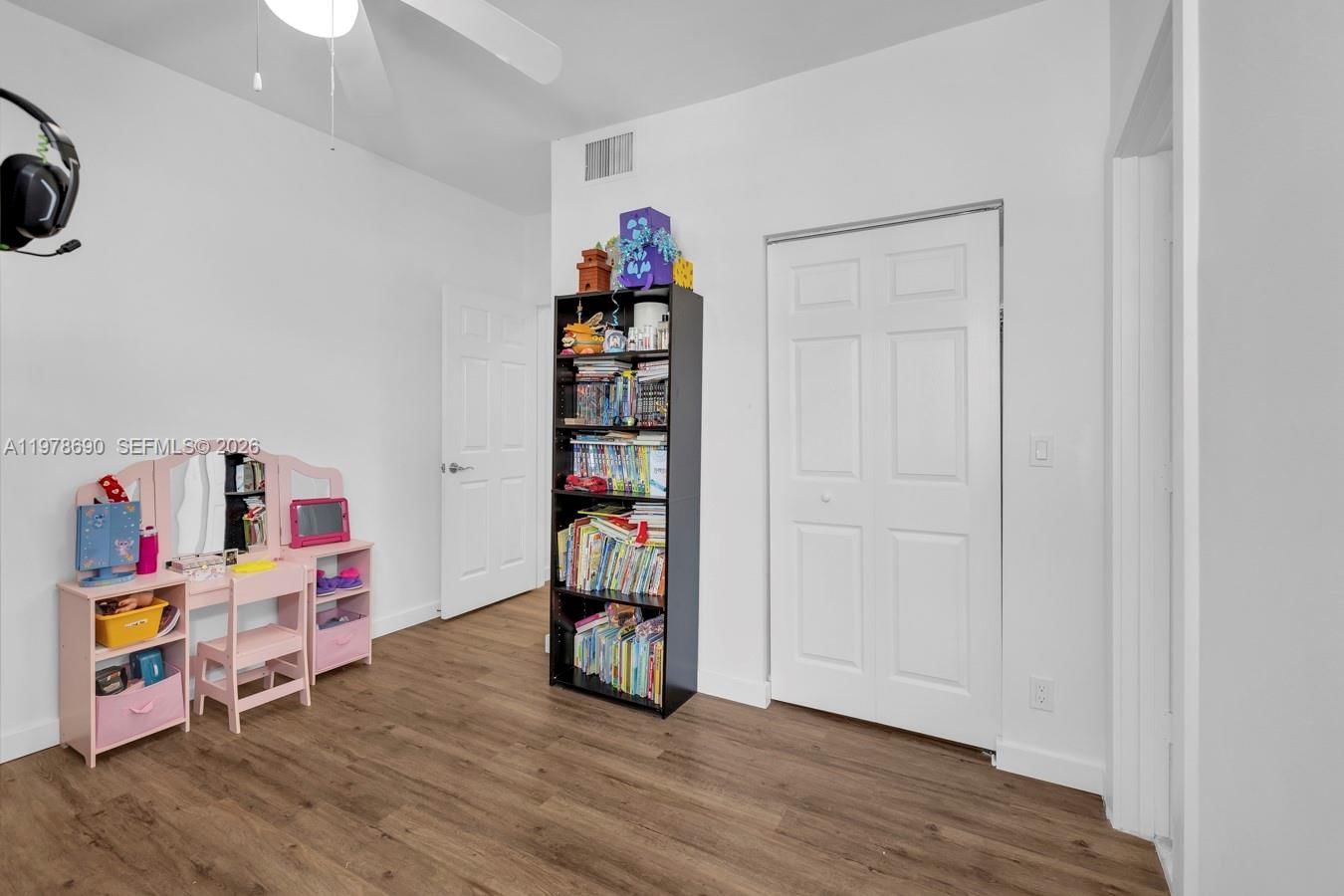 Real estate property located at 1418 Barcelona Way #6-23, Broward, Sectors 3 & 4 Boundary Pl, Weston, FL