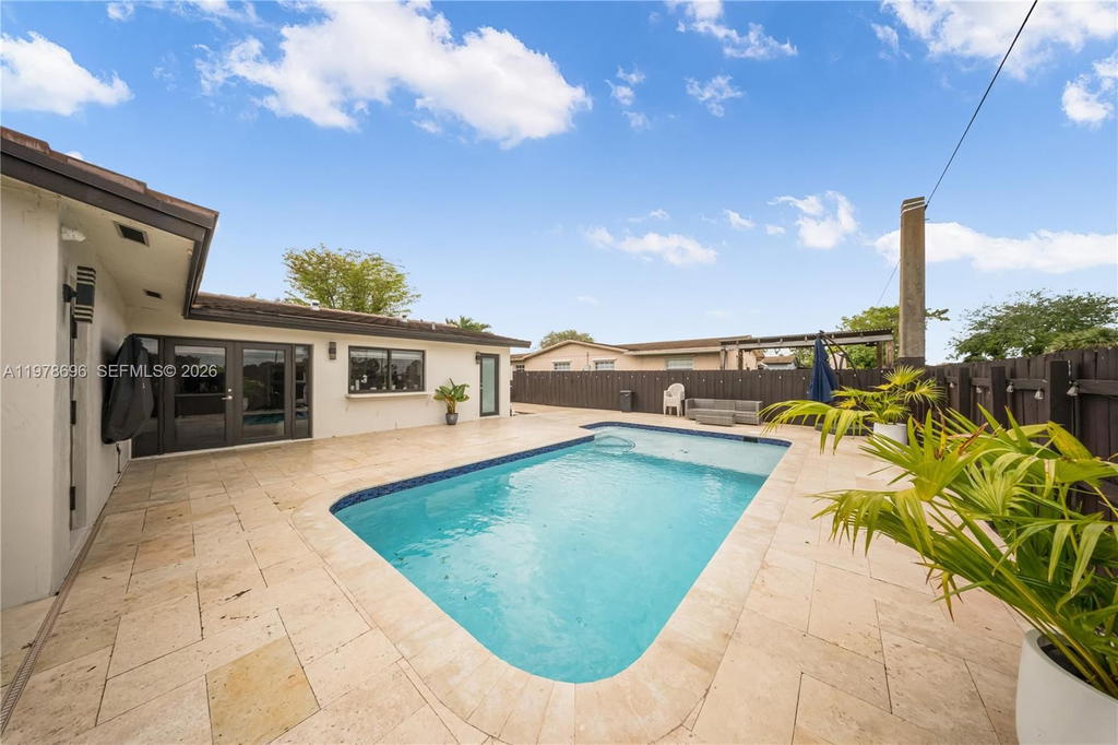 Real estate property located at 9349 24th Pl, Broward, Rainbow Lakes Section 2, Pembroke Pines, FL