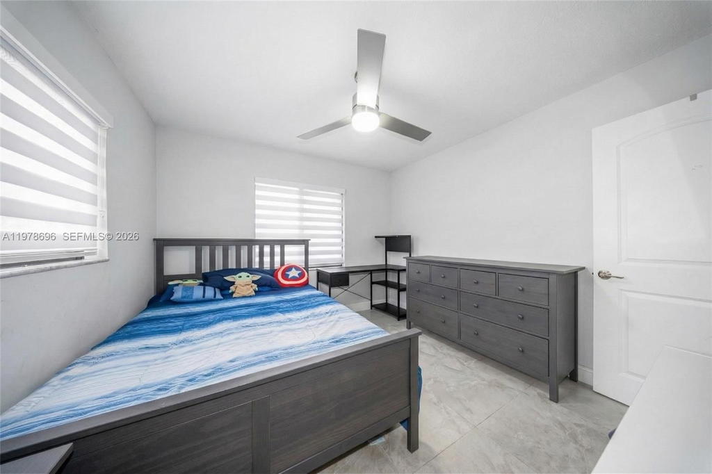 Real estate property located at 9349 24th Pl, Broward, Rainbow Lakes Section 2, Pembroke Pines, FL