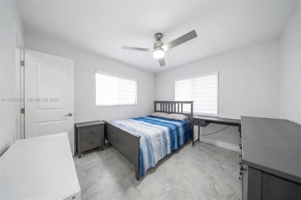 Real estate property located at 9349 24th Pl, Broward, Rainbow Lakes Section 2, Pembroke Pines, FL
