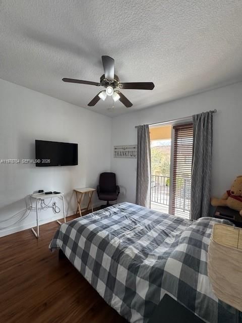 Real estate property located at 12923 135th Ter, Miami-dade, Courts At Tuscany West, Miami, FL