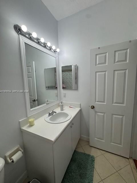 Real estate property located at 12923 135th Ter, Miami-dade, Courts At Tuscany West, Miami, FL