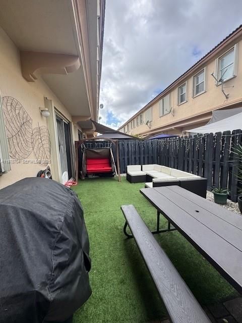 Real estate property located at 12923 135th Ter, Miami-dade, Courts At Tuscany West, Miami, FL