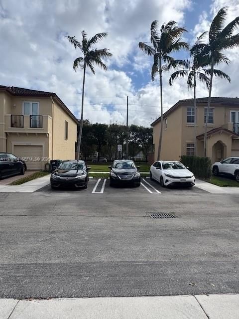 Real estate property located at 12923 135th Ter, Miami-dade, Courts At Tuscany West, Miami, FL