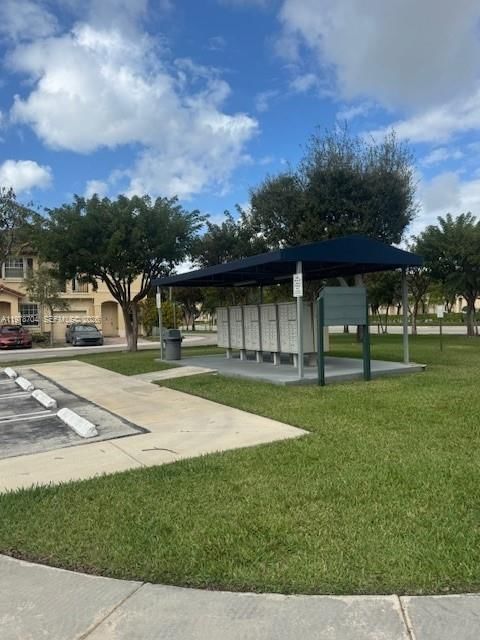 Real estate property located at 12923 135th Ter, Miami-dade, Courts At Tuscany West, Miami, FL