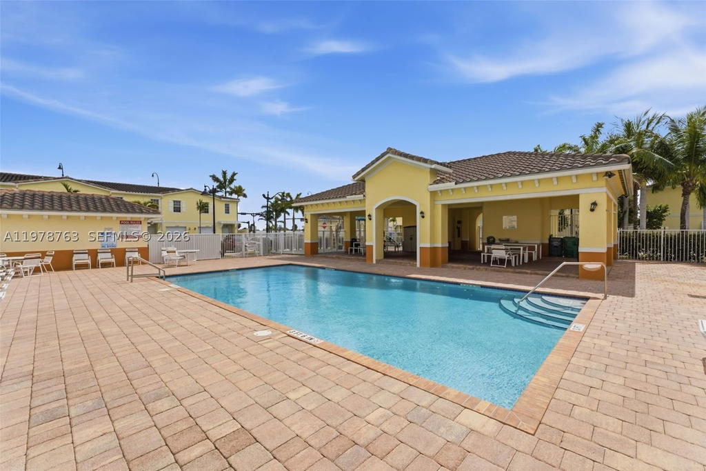 Real estate property located at 4032 11th St, Broward, Cricket Club, Lauderhill, FL