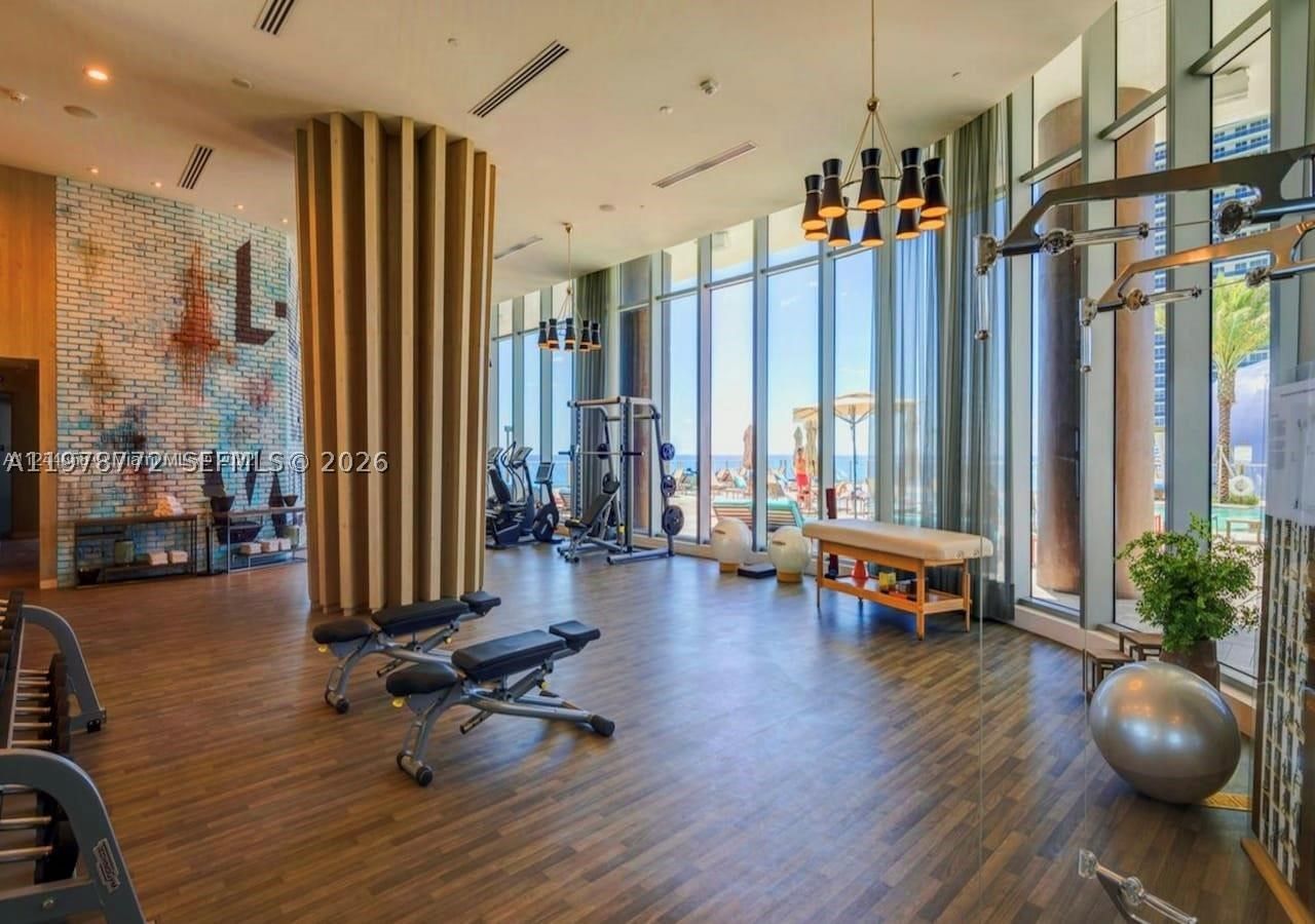 Real estate property located at 4111 Ocean Dr #302, Broward, 4111 South Ocean Drive Co, Hollywood, FL
