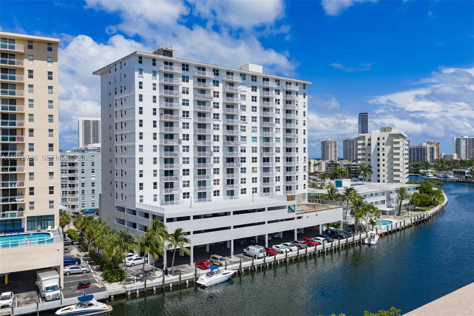 Real estate property located at 427 Golden Isles Dr #9G, Broward, Golden Horn South Condo, Hallandale Beach, FL