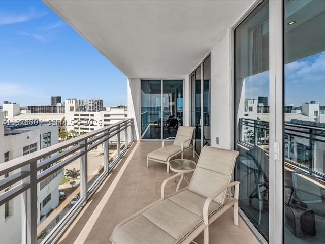 Real estate property located at 3535 Ocean Dr #905, Broward, Diplomat Oceanfront Resid, Hollywood, FL