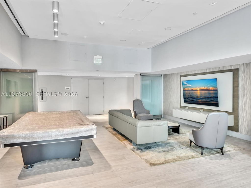 Real estate property located at 3535 Ocean Dr #905, Broward, Diplomat Oceanfront Resid, Hollywood, FL
