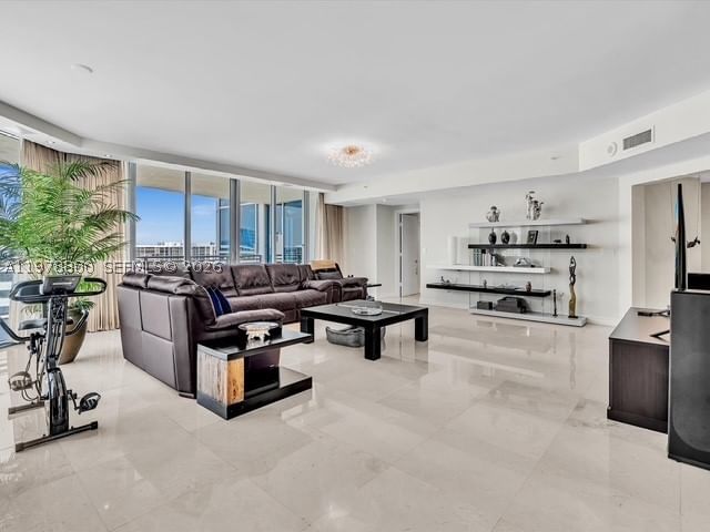 Real estate property located at 3535 Ocean Dr #905, Broward, Diplomat Oceanfront Resid, Hollywood, FL