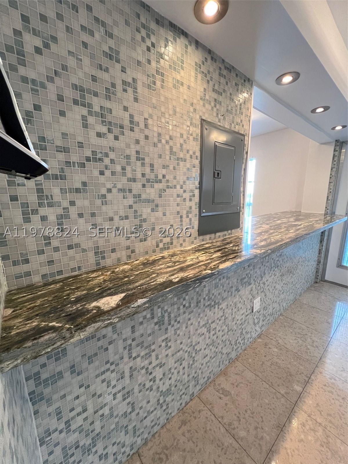 Real estate property located at 1340 Lincoln Rd #705, Miami-dade, Golden House Condo, Miami Beach, FL