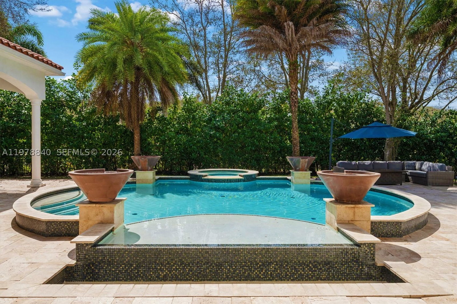 Real estate property located at 12922 Grand Oaks Dr, Broward, Vista Del Lago, Davie, FL