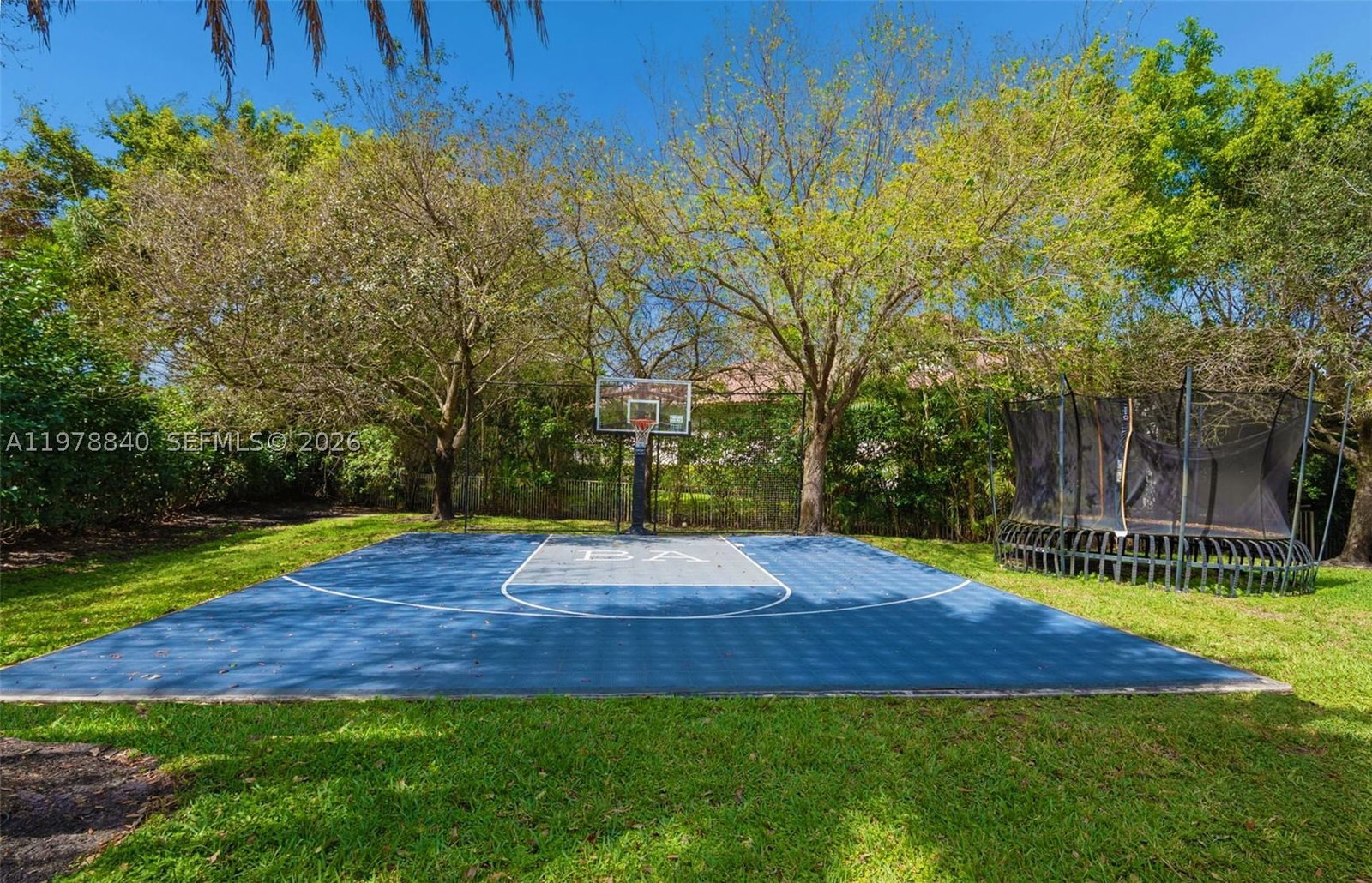Real estate property located at 12922 Grand Oaks Dr, Broward, Vista Del Lago, Davie, FL