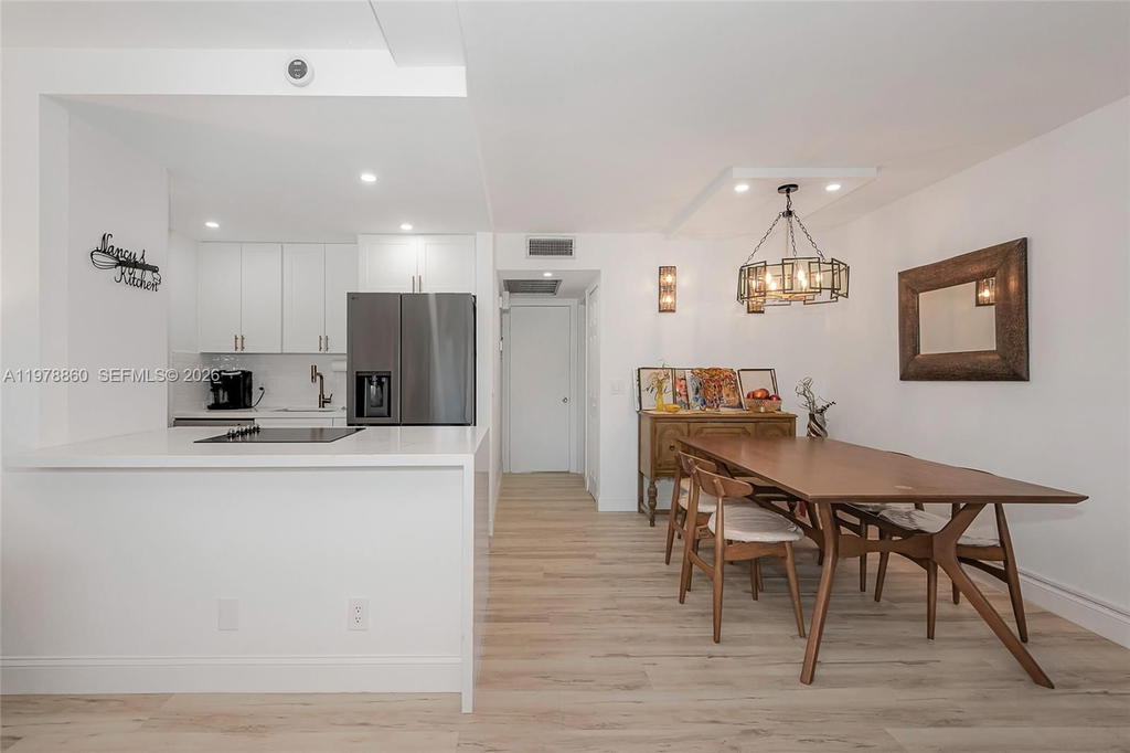 Real estate property located at 300 134th Way #212E, Broward, New Hampton At Century Vi, Pembroke Pines, FL