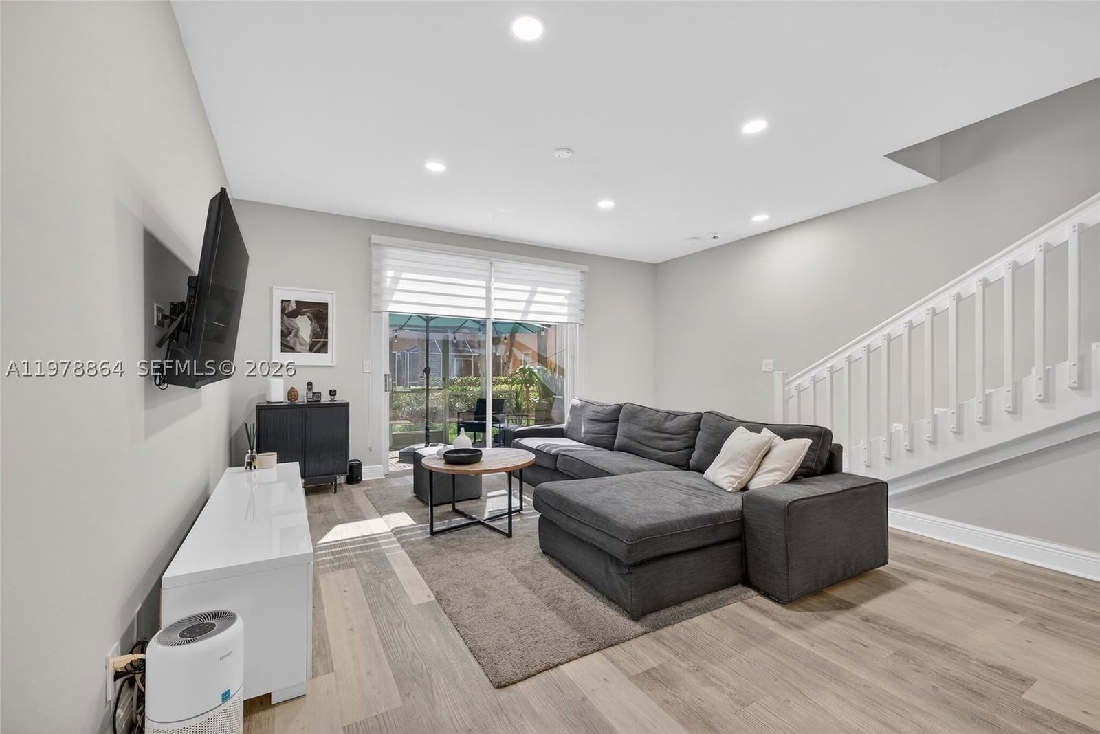 Real estate property located at 1594 Barcelona Way #5-18, Broward, San Sebastian, Weston, FL