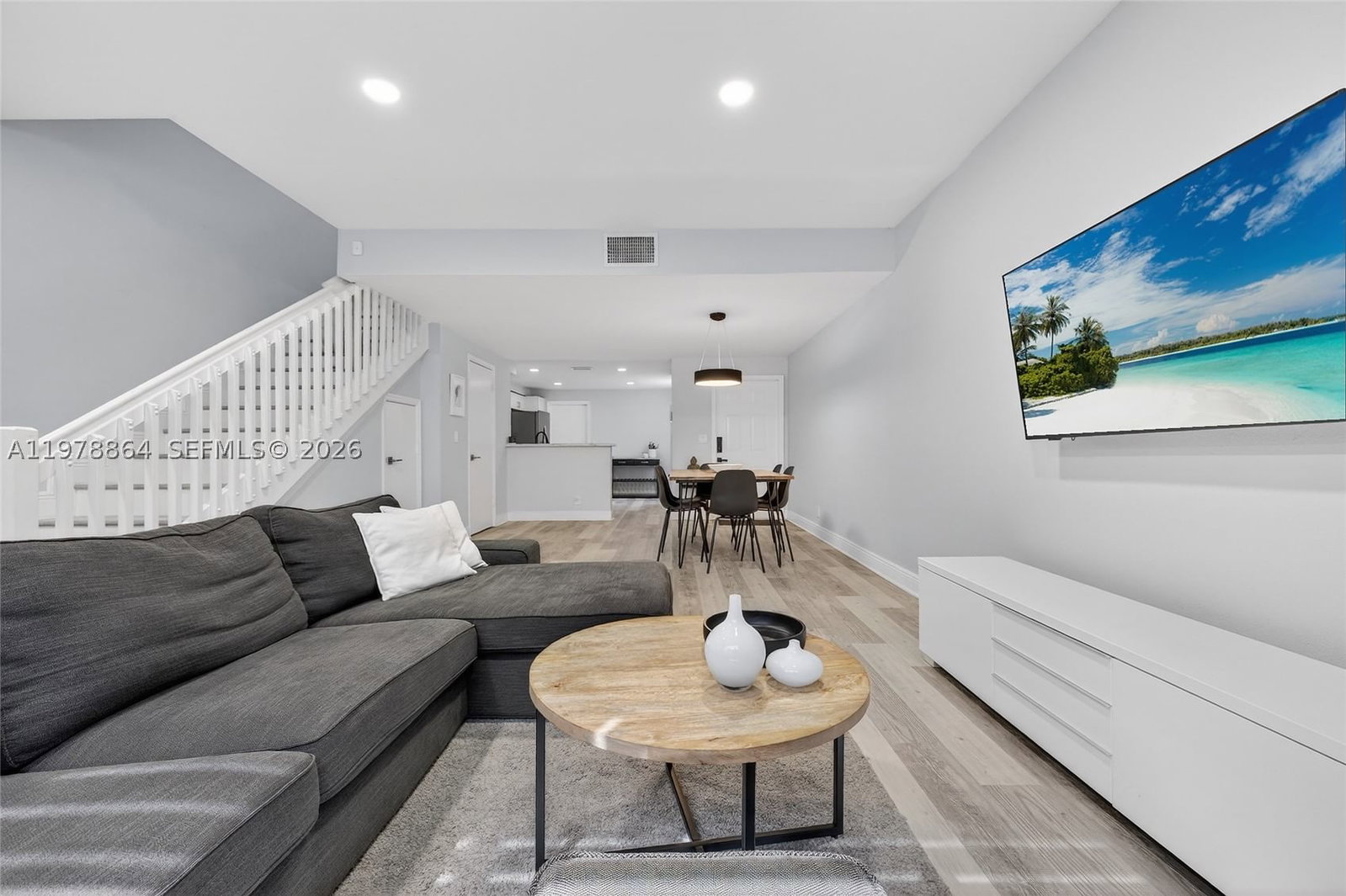 Real estate property located at 1594 Barcelona Way #5-18, Broward, San Sebastian, Weston, FL