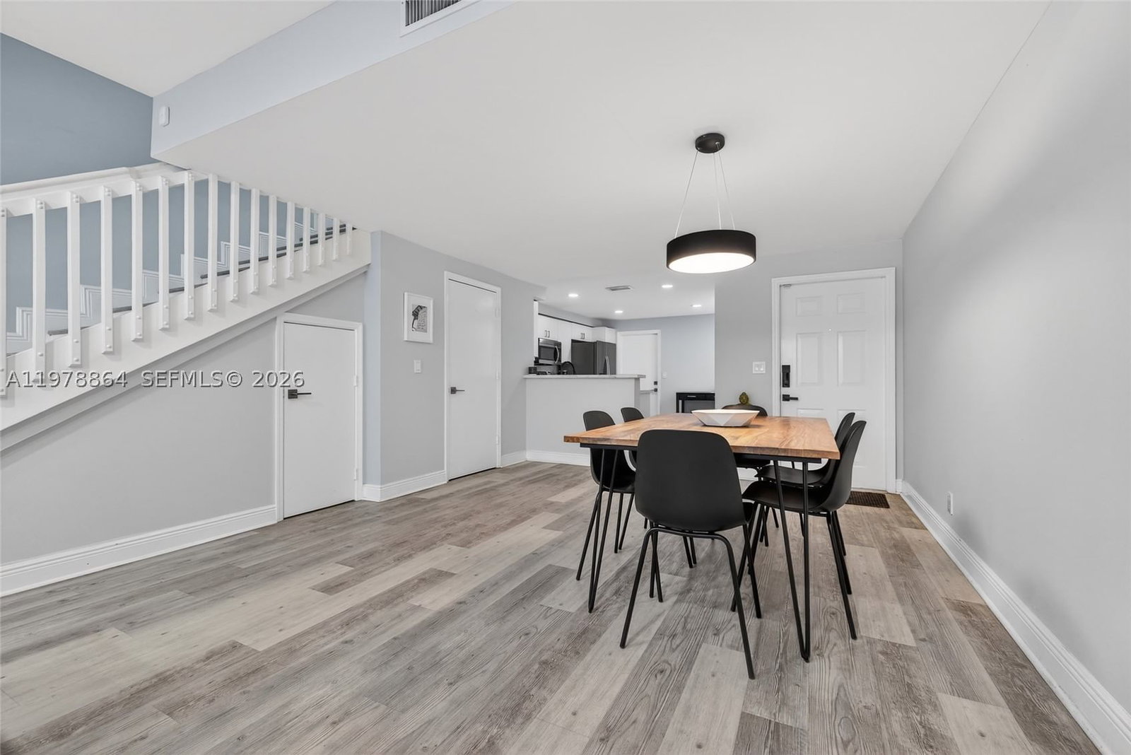 Real estate property located at 1594 Barcelona Way #5-18, Broward, San Sebastian, Weston, FL