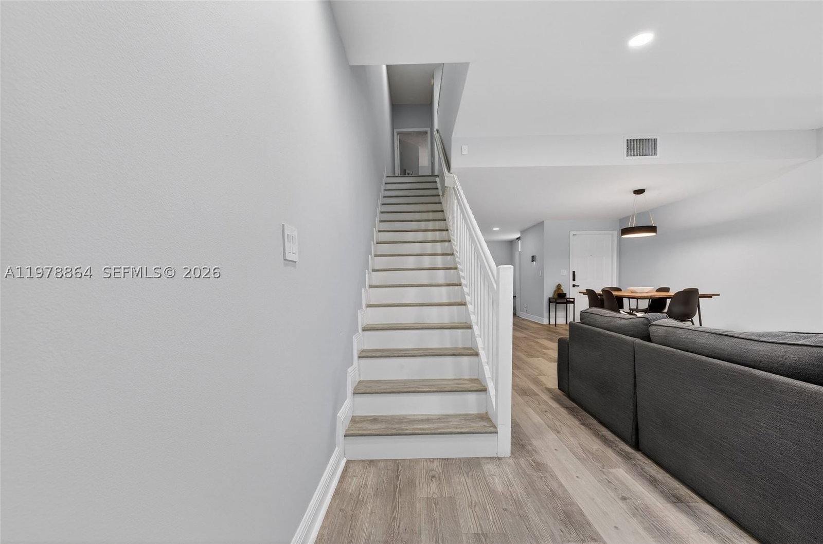 Real estate property located at 1594 Barcelona Way #5-18, Broward, San Sebastian, Weston, FL