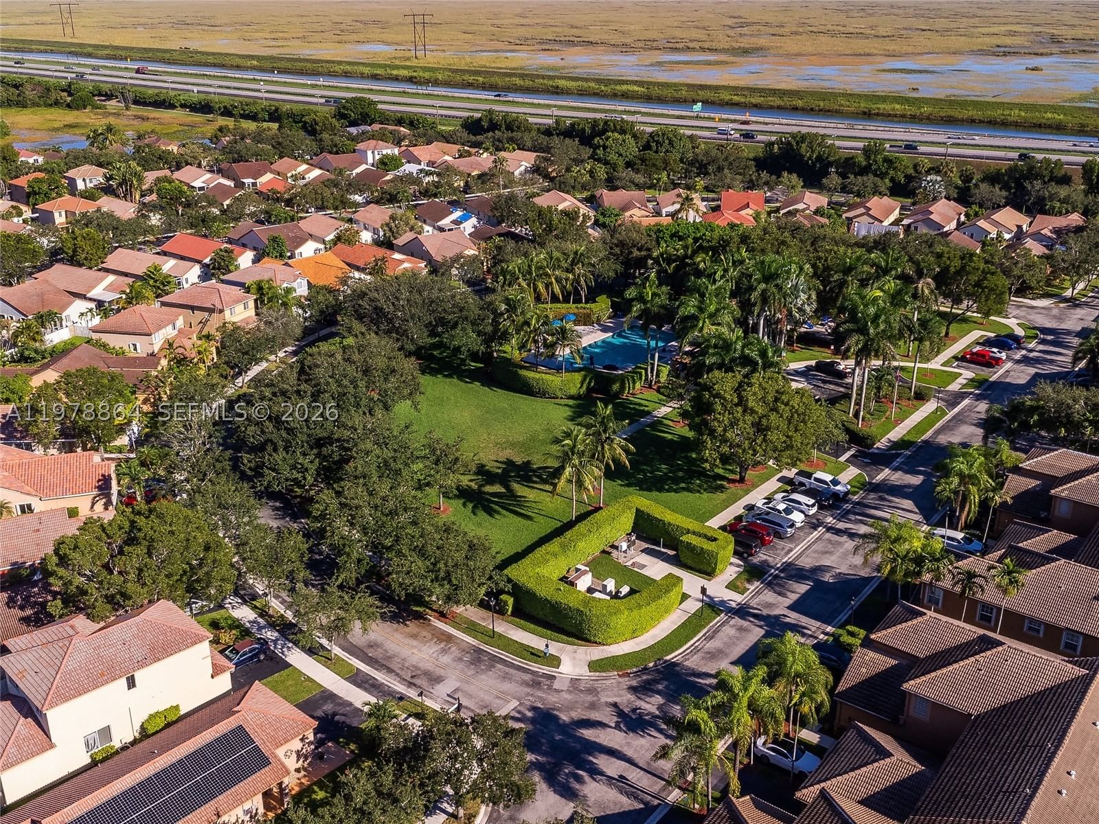 Real estate property located at 1594 Barcelona Way #5-18, Broward, San Sebastian, Weston, FL