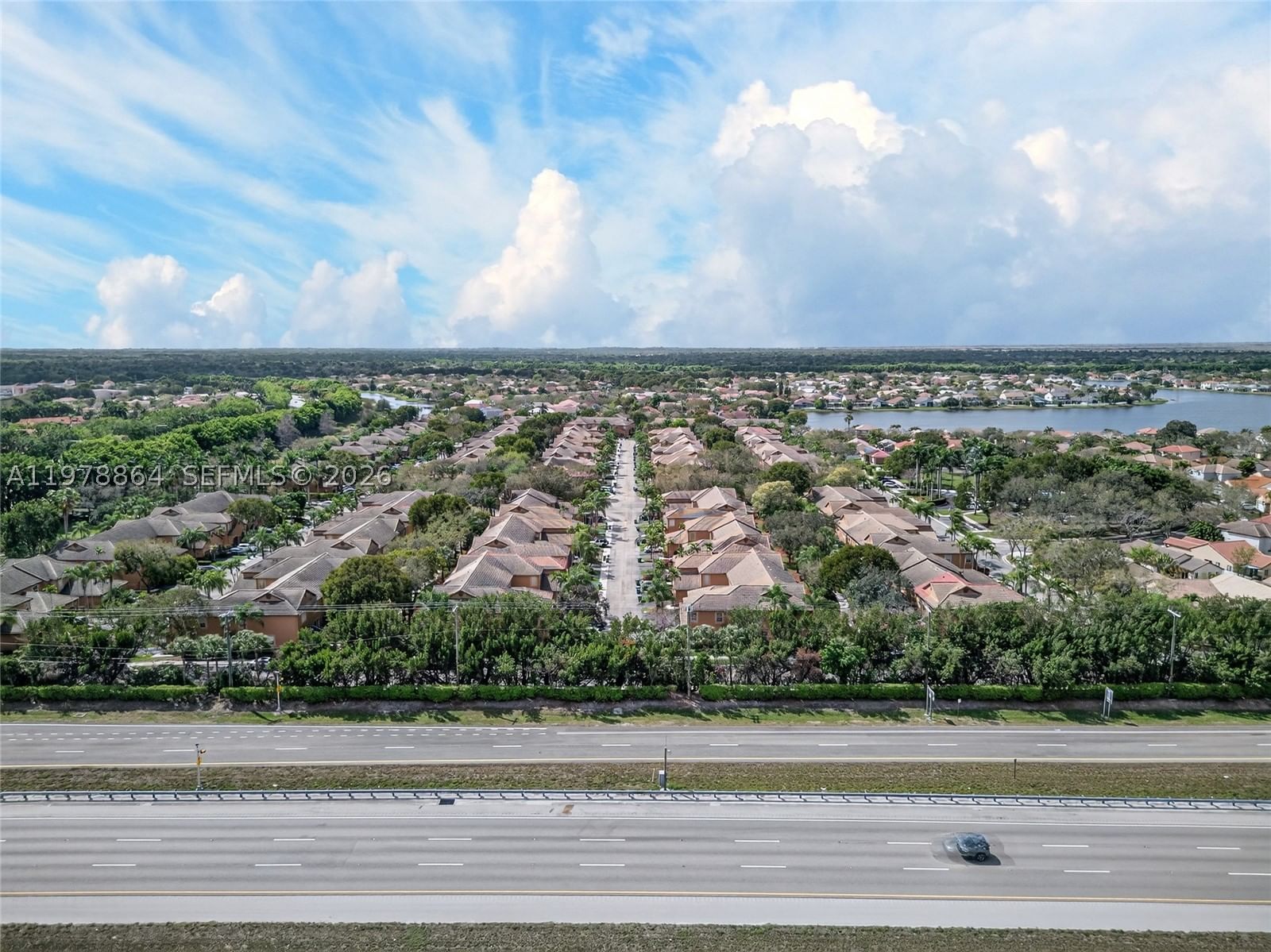 Real estate property located at 1594 Barcelona Way #5-18, Broward, San Sebastian, Weston, FL