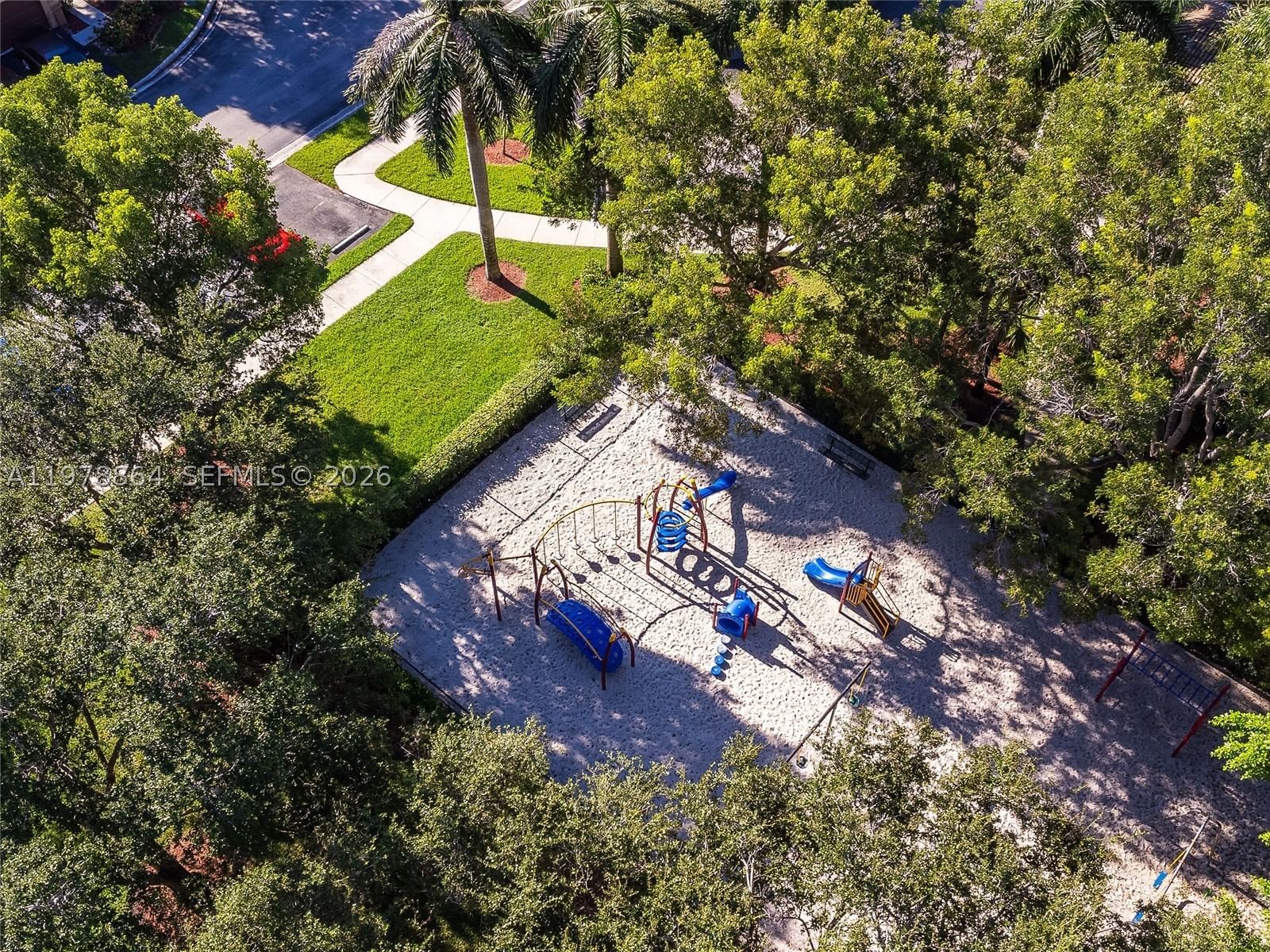 Real estate property located at 1594 Barcelona Way #5-18, Broward, San Sebastian, Weston, FL