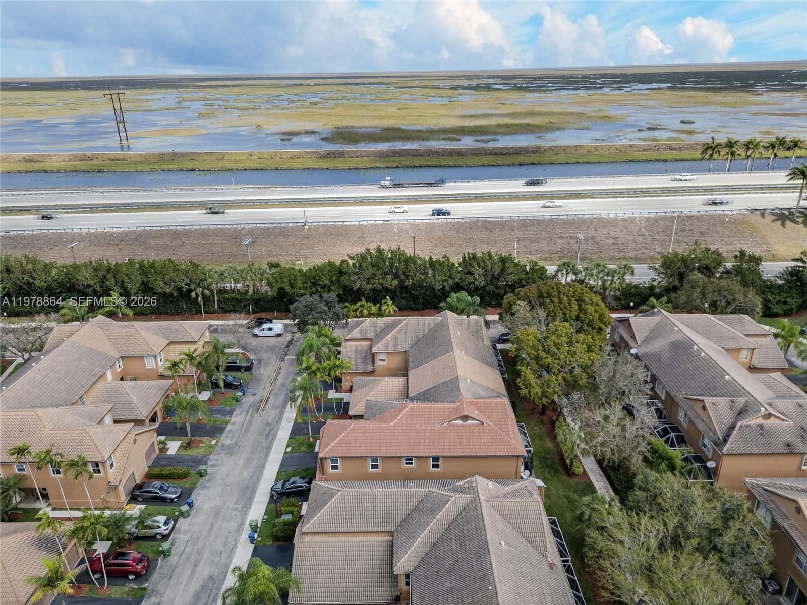 Real estate property located at 1594 Barcelona Way #5-18, Broward, San Sebastian, Weston, FL