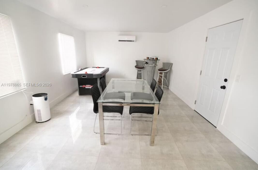 Real estate property located at 1904 28th St, Broward, Clair Lake, Fort Lauderdale, FL