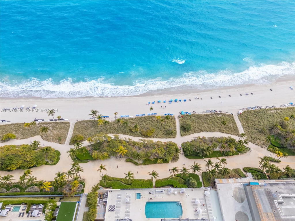 Real estate property located at 10185 Collins Ave #410, Miami-dade, The Plaza Of Bal Harbour, Bal Harbour, FL