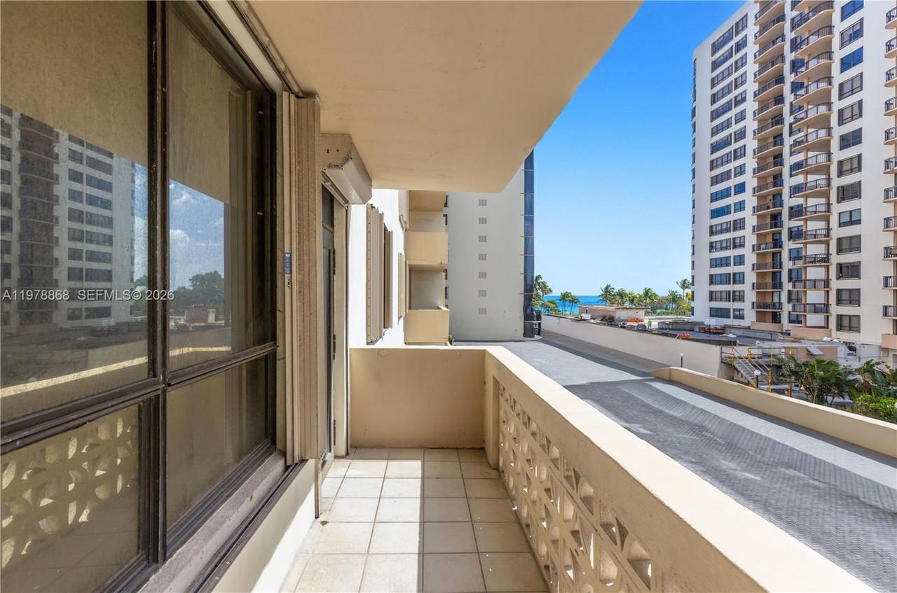 Real estate property located at 10185 Collins Ave #410, Miami-dade, The Plaza Of Bal Harbour, Bal Harbour, FL