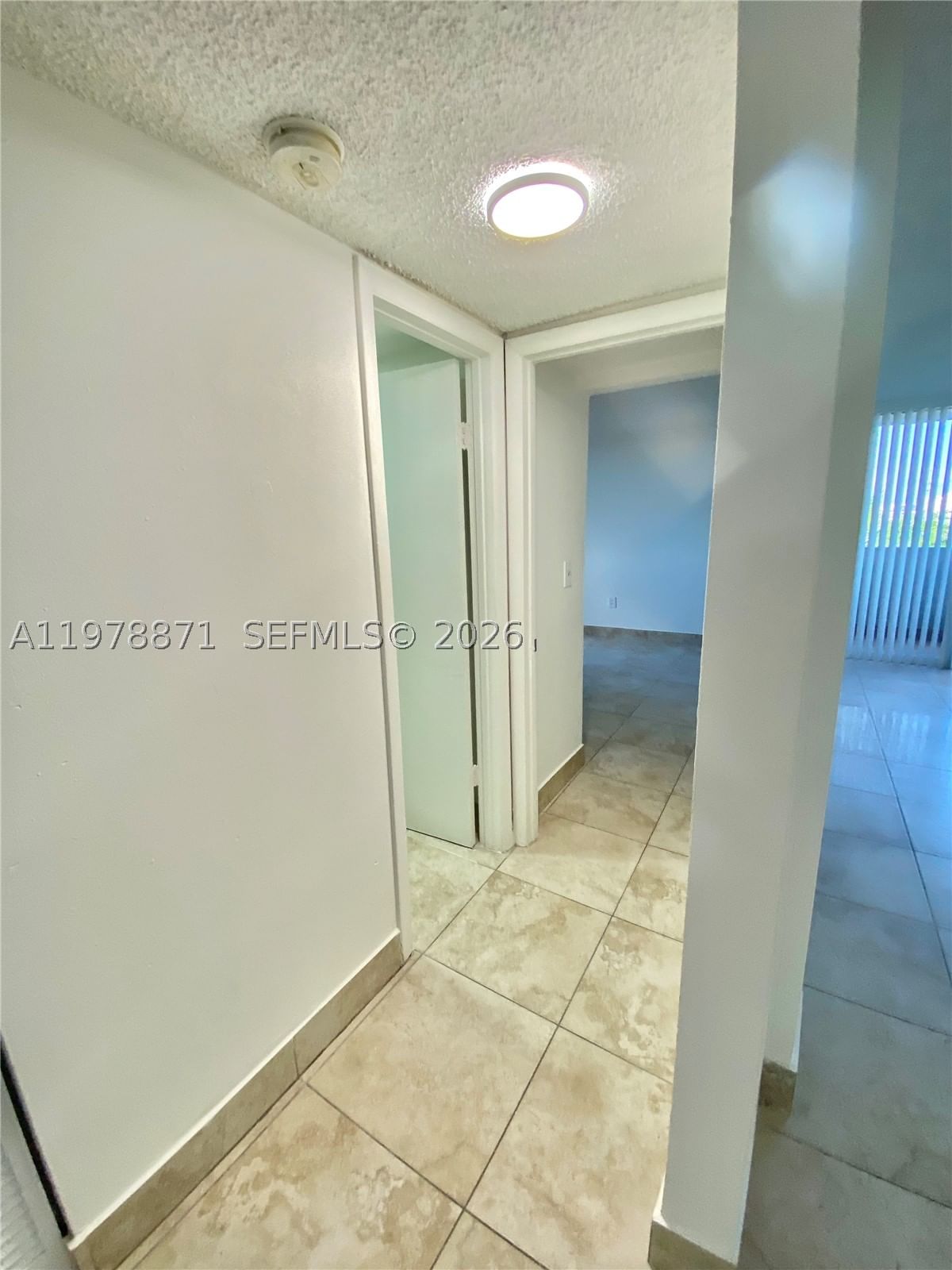 Real estate property located at 10090 80th Ct #1553, Miami-dade, Samari Lake East Condo, Hialeah Gardens, FL