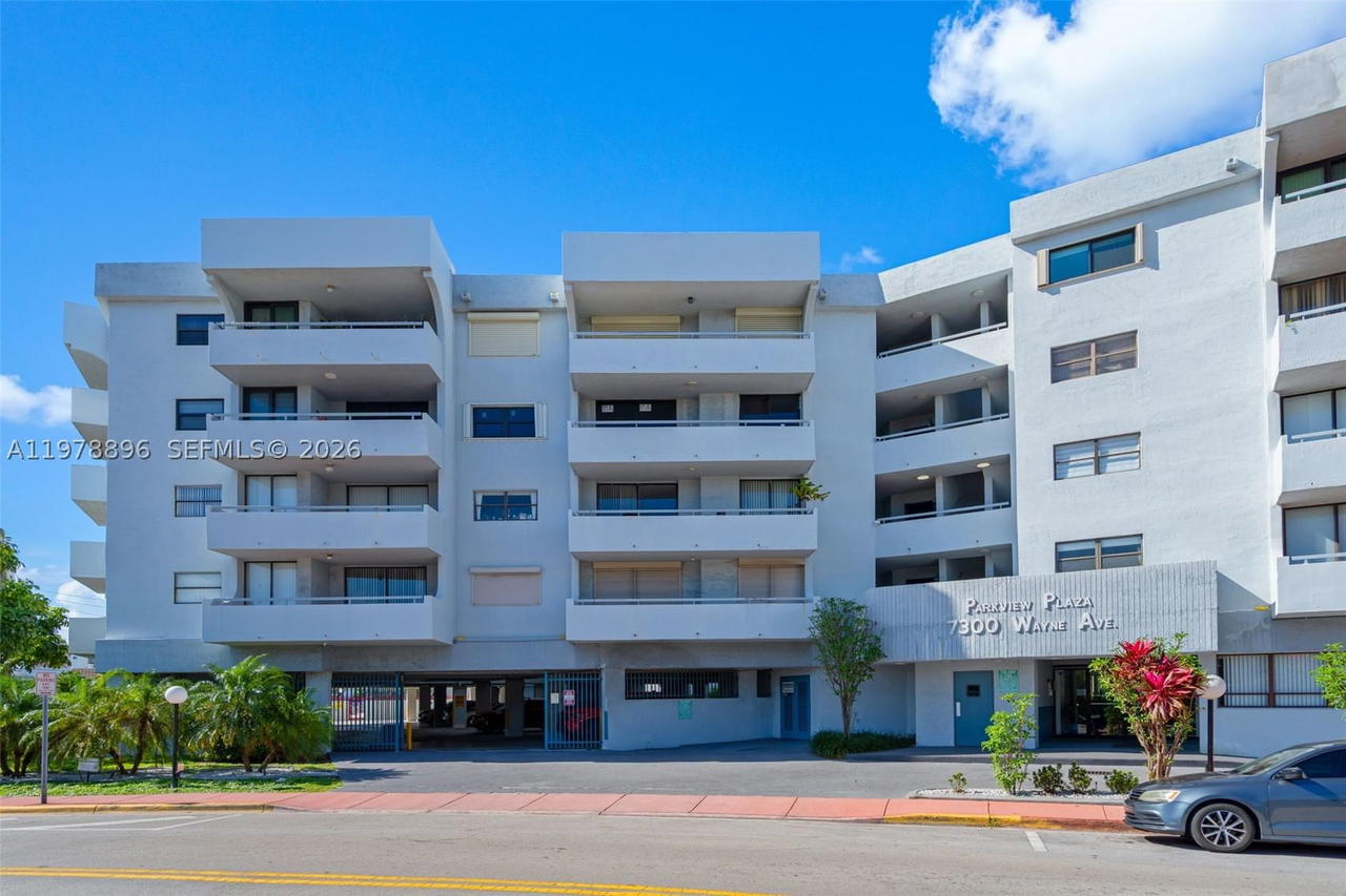 Real estate property located at 7300 Wayne Ave #217, Miami-dade, Parkview Plaza Condo, Miami Beach, FL